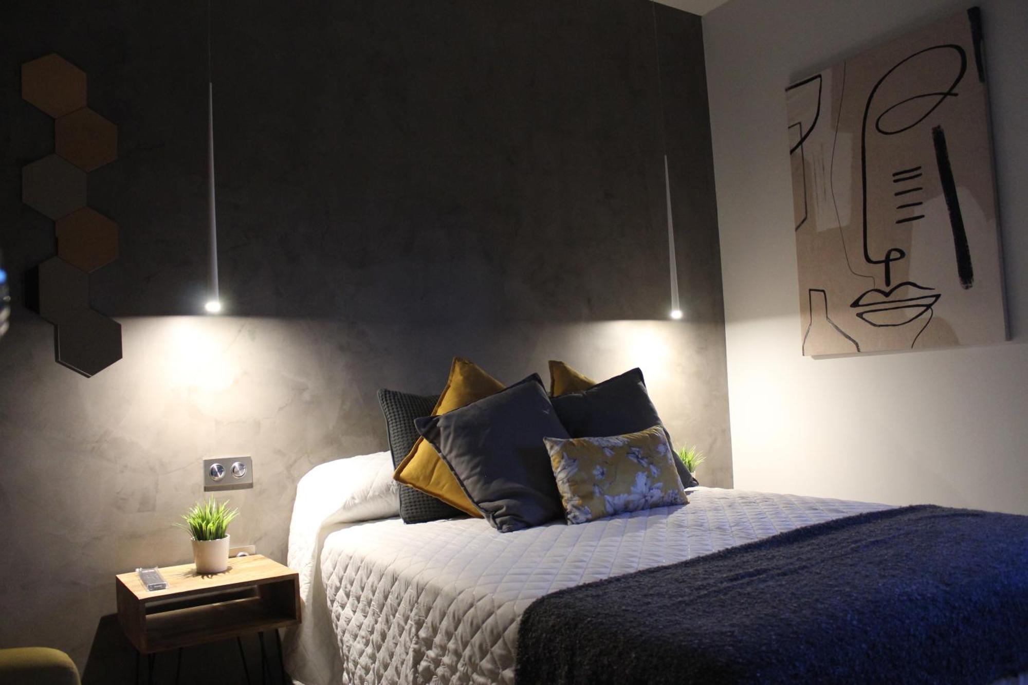 Skyline Plasencia Luaran gambar
