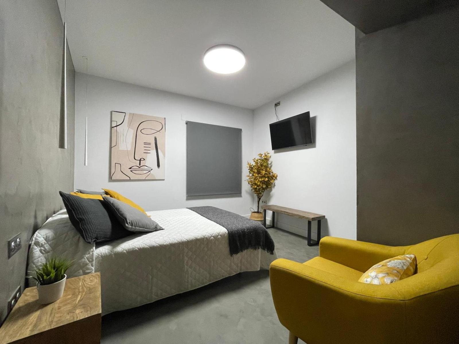 Skyline Plasencia Luaran gambar