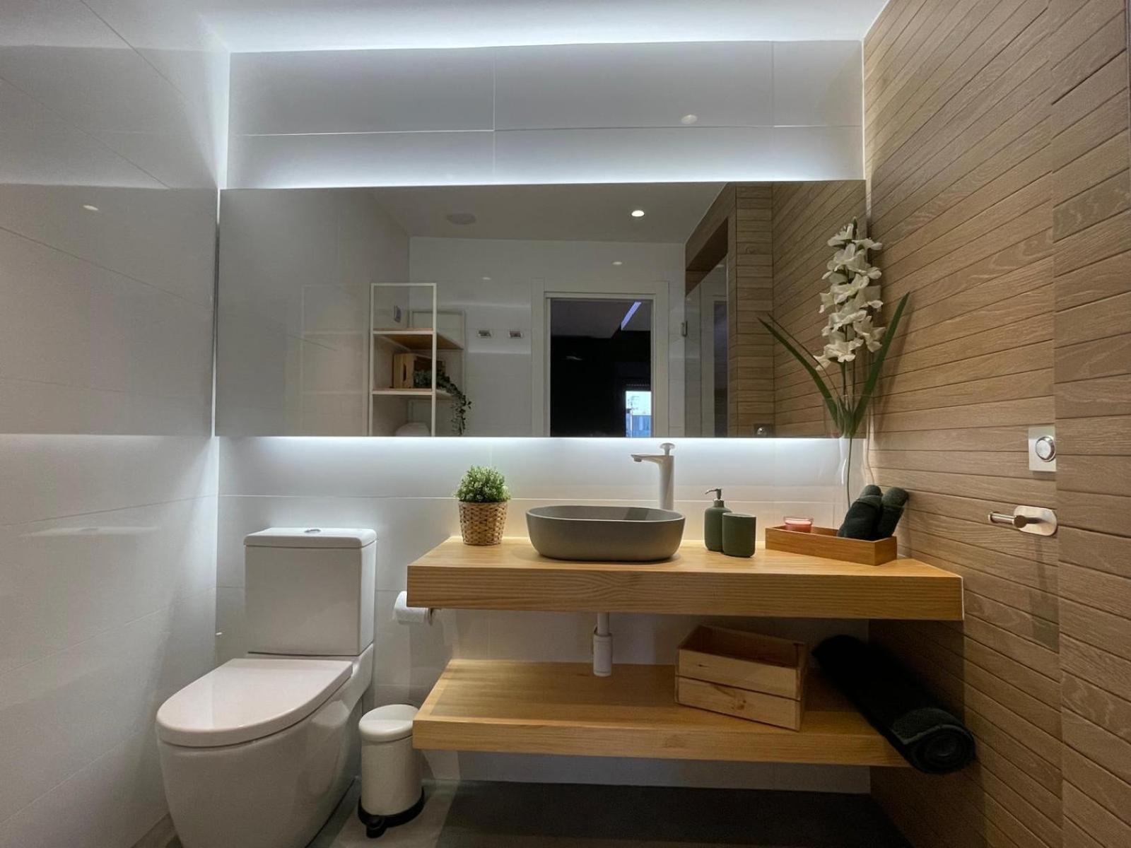 Skyline Plasencia Luaran gambar