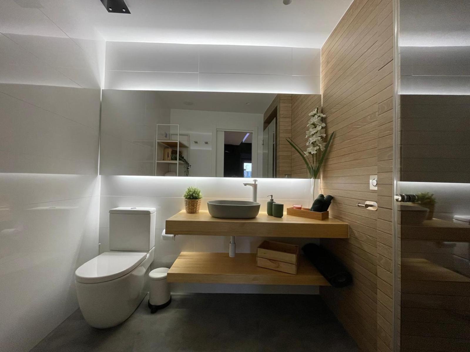 Skyline Plasencia Luaran gambar