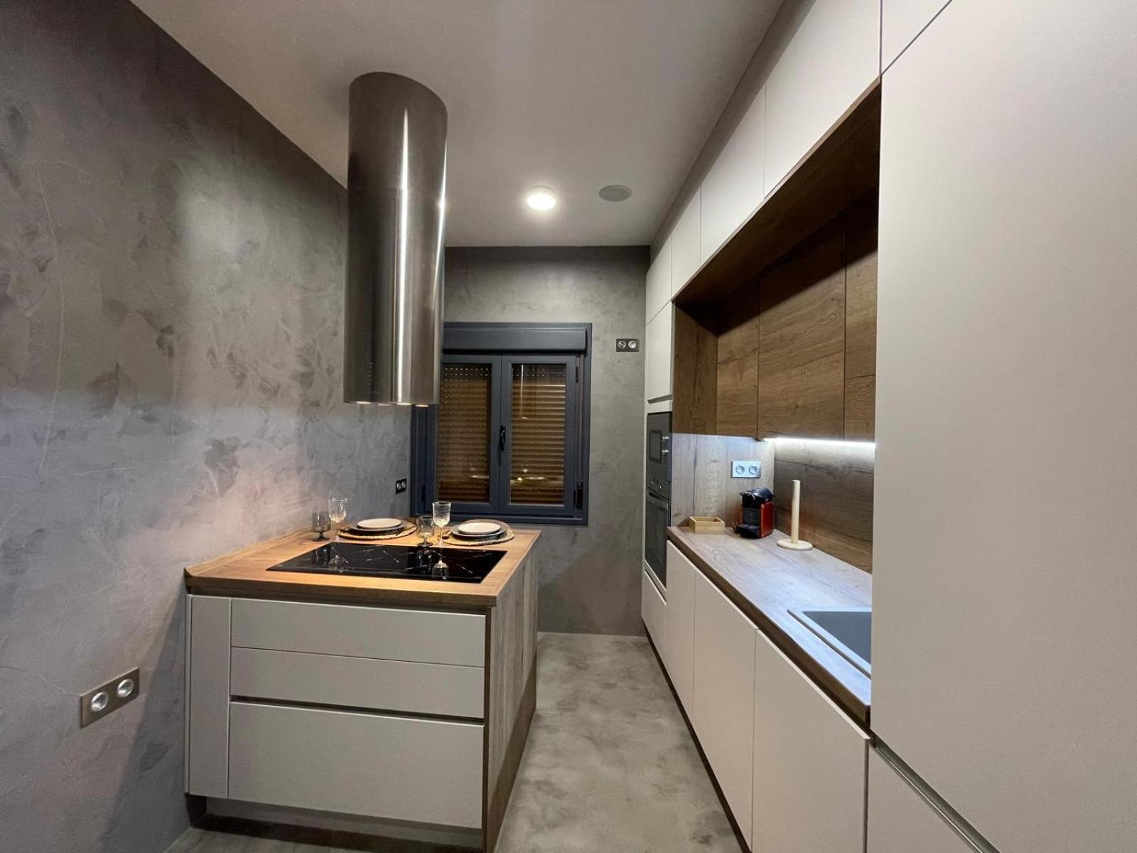 Skyline Plasencia Luaran gambar